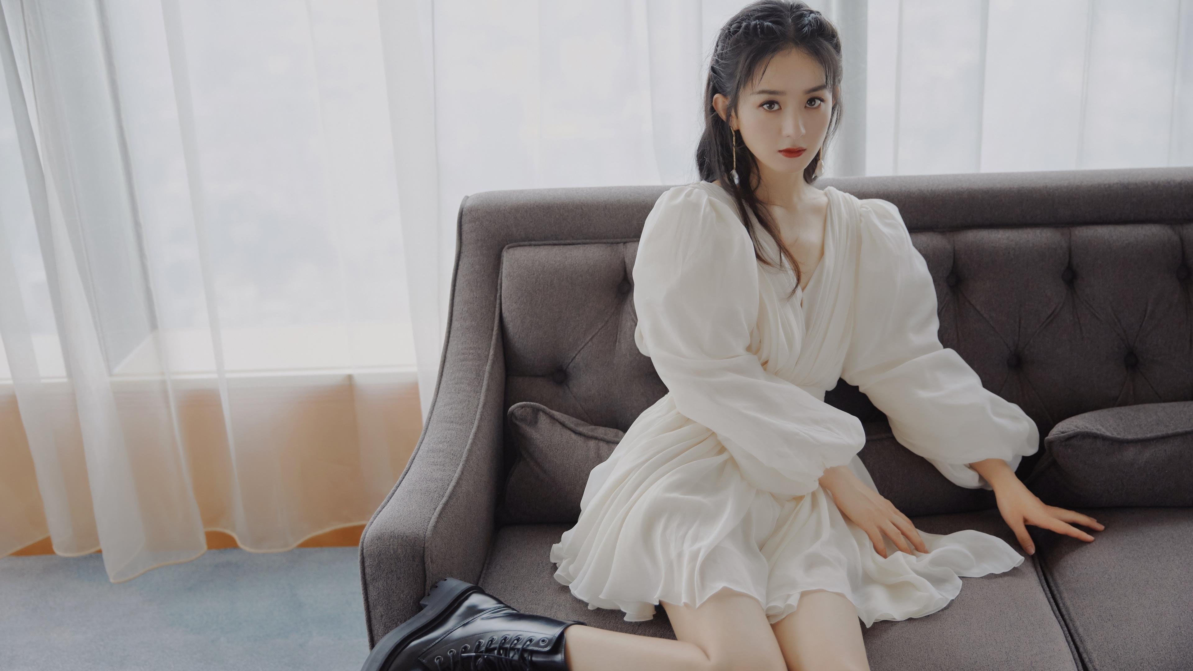 从夏洛特到马尼拉，篮球世界里一场跨越时空的权力交接