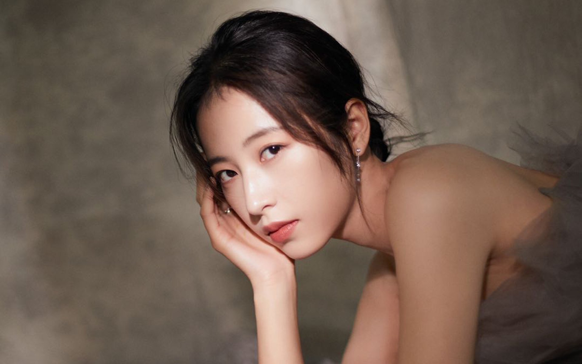 开云体育入口-中场魔术师导演绿茵逆转，恩佐如何成为攻防转换的现代模板